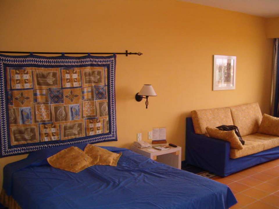 Cama Memories Miramar Havana