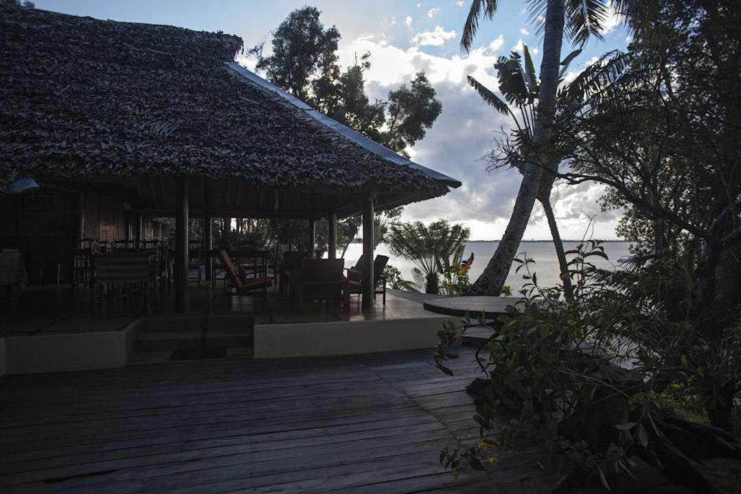 Abendstimmung im Restaurant Bushhouse Lodge