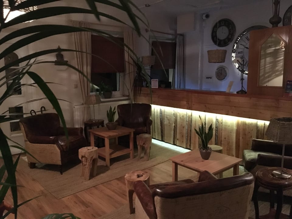 Lobby Lodge Seaside Boutique Hotel