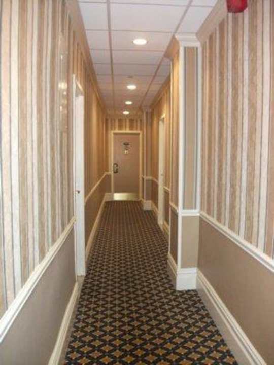 Flur zu unserem Zimmer Hotel Wolcott