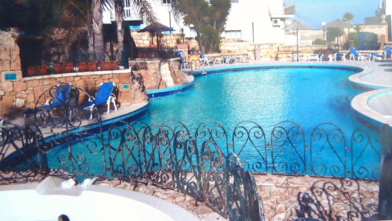 Poolanlage Hotel Porto Azzurro Resort