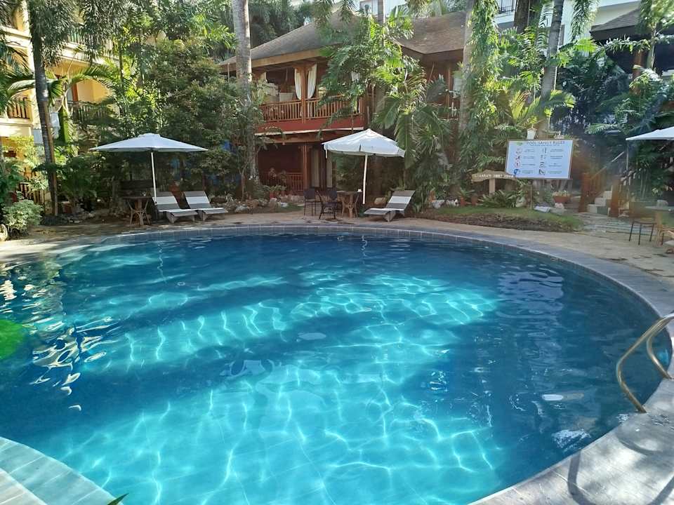 Pool Boracay Tropics Resort Hotel