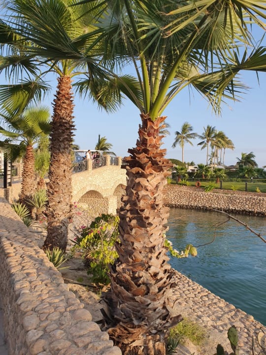Gartenanlage Fanar Hotel & Residences Salalah Beach