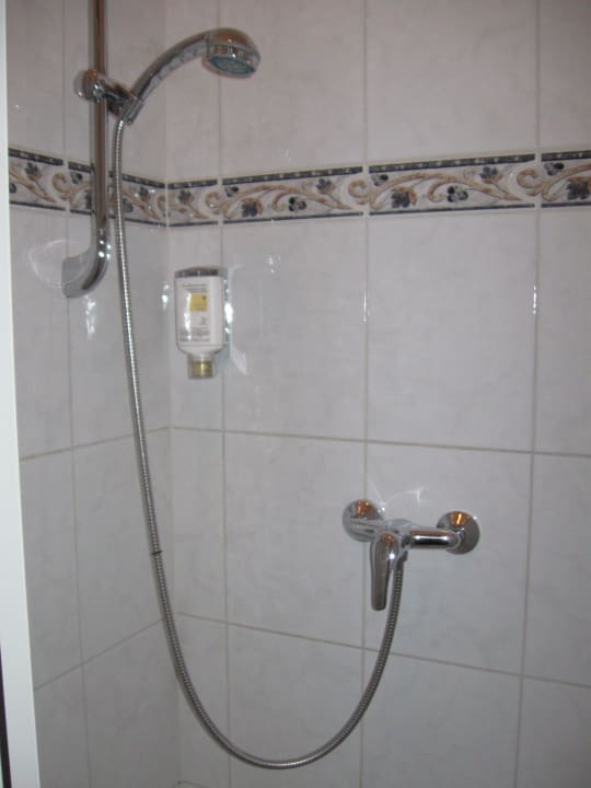 Dusche im Zimmer Boutique Hotel Donauwalzer Wien