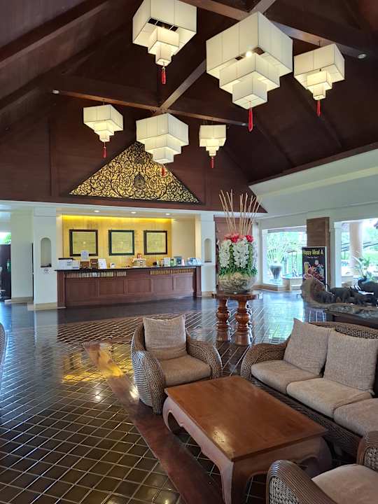 Lobby Laluna Hotel & Resort