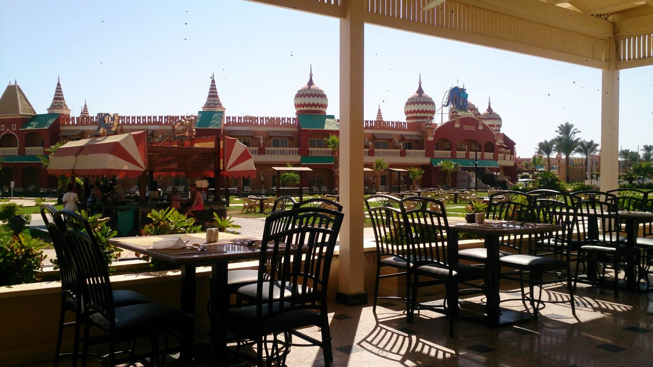 Blick vom Restaurant aufs Haupthaus Pickalbatros Aqua Blu Resort - Sharm El Sheikh