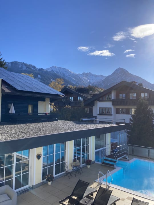 Außenansicht Parkhotel Burgmühle