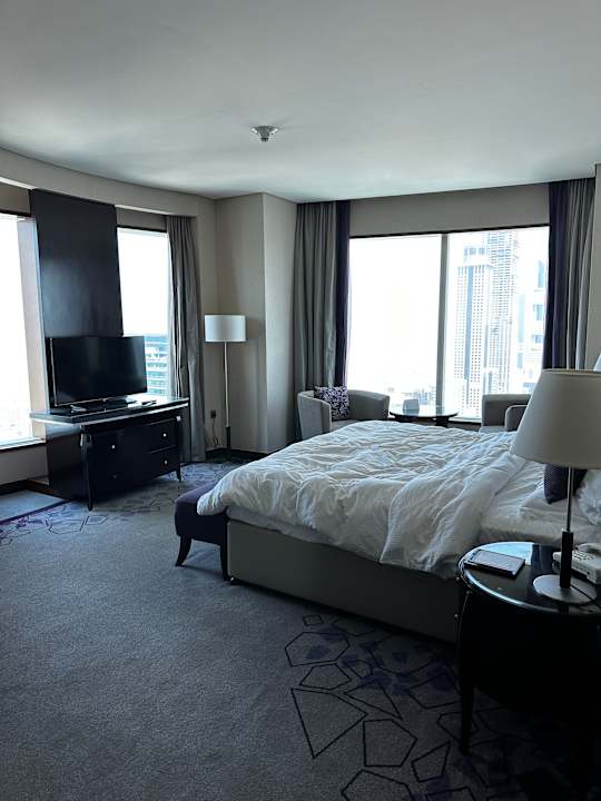 Zimmer Rose Rayhaan by Rotana