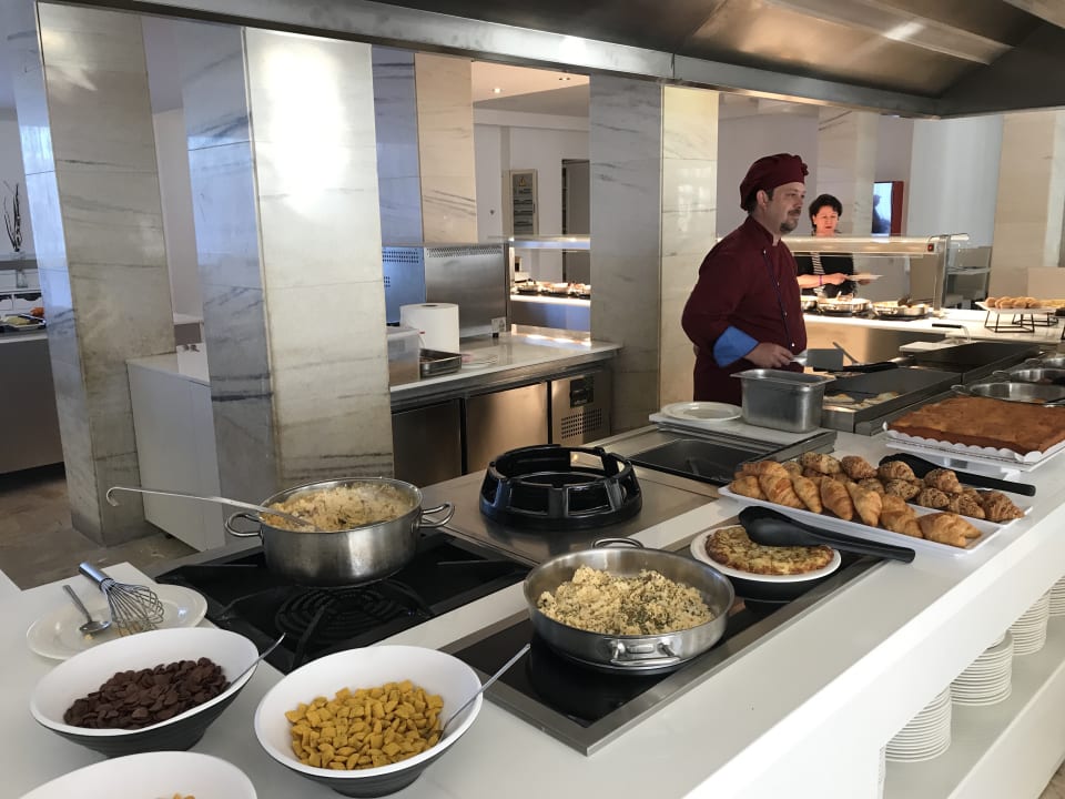 Frühstücksbüffet AluaSun Continental Park Hotel & Apartments