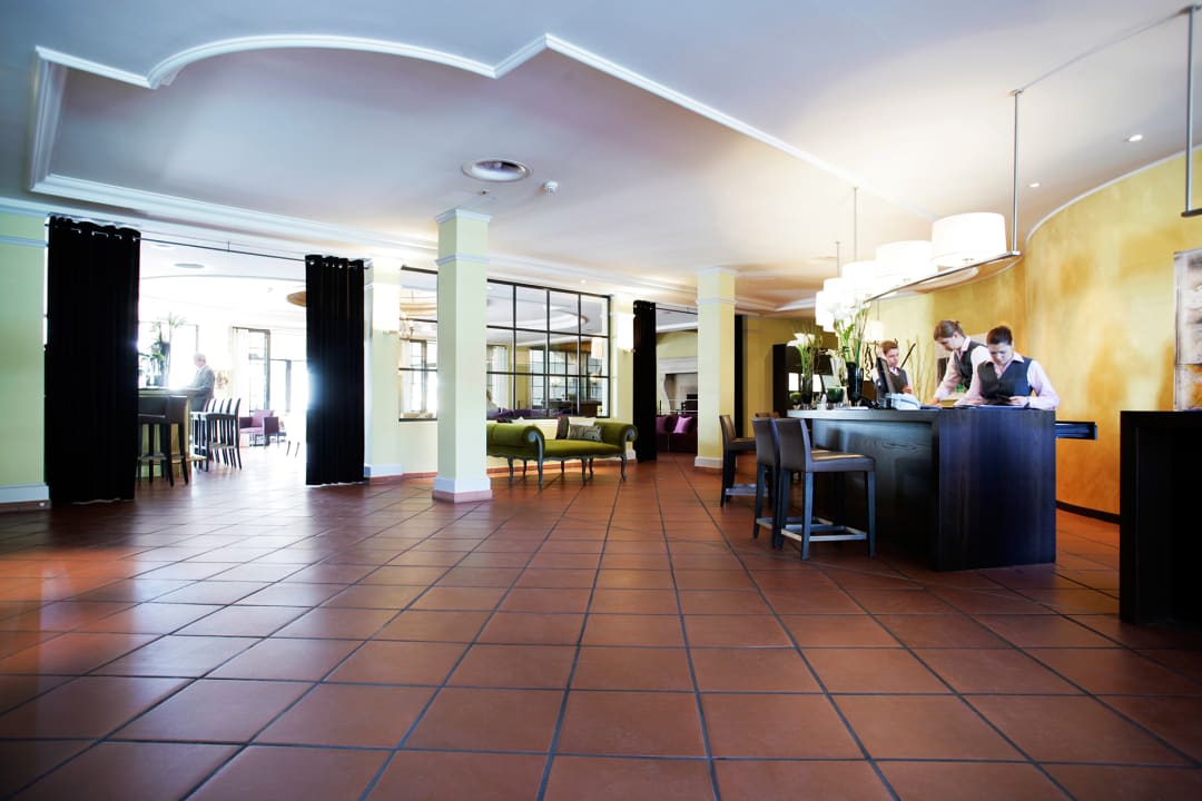 Lobby Hotel Giardino Ascona