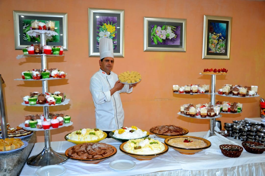 Speisesaal.Unser Konditormeister. Hotel Paradis Palace