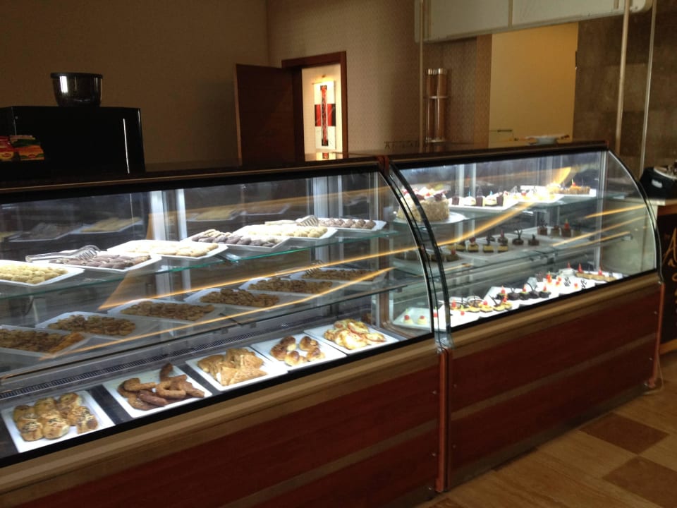 Immer etwas zum Knuspern da Adalya Ocean Deluxe