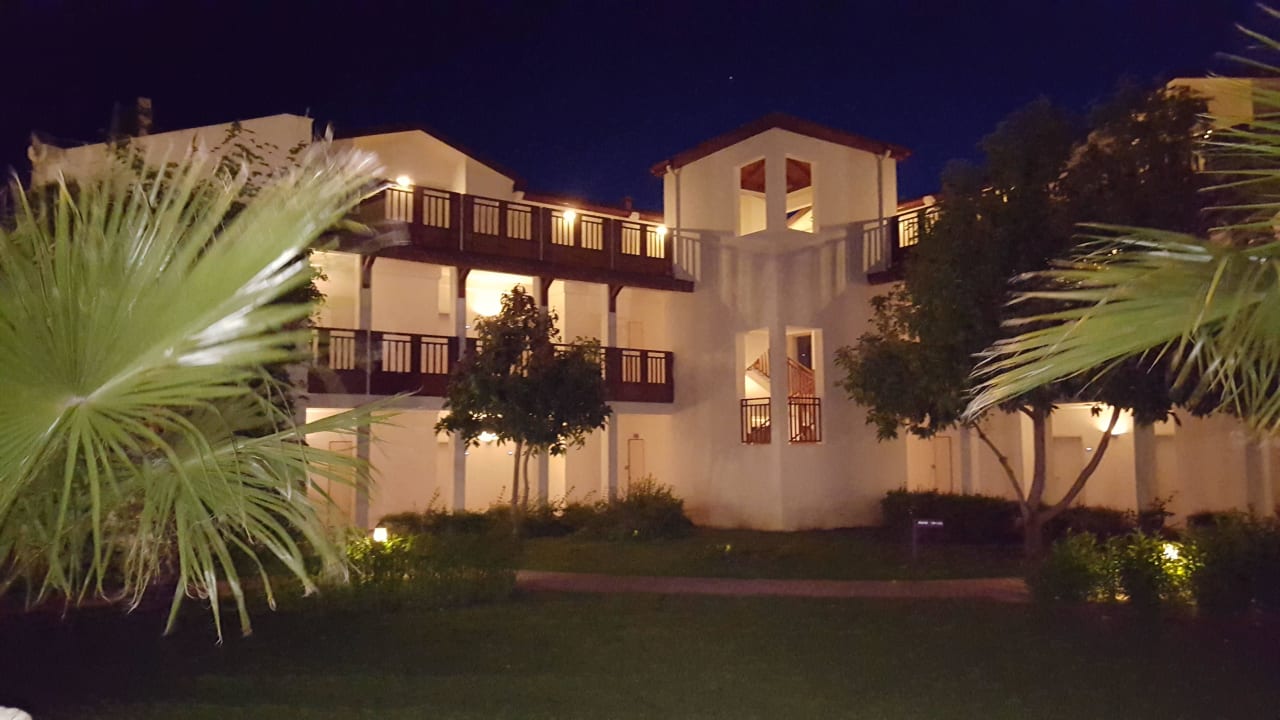 Eines der Wohnhäuser im Club bei Nacht Club Tuana Fethiye