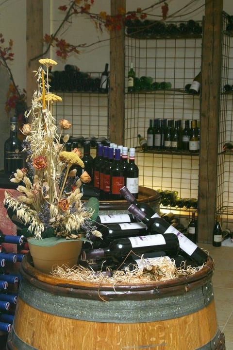 Vinothek! Brennerei- und Wellnesshotel Lagler