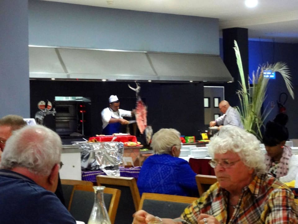 Frischer Thunfisch Hotel Eden Star