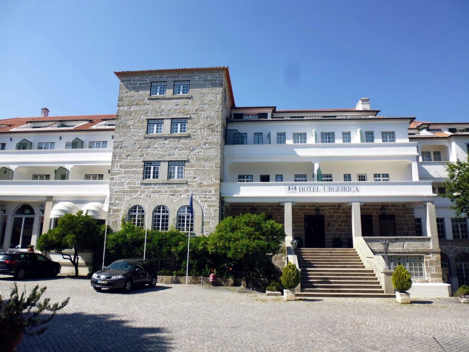 Das Hotel von der Auffahrt gesehen Hotel Urgeiriça