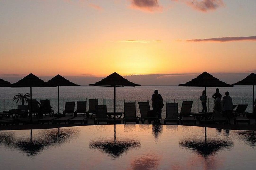 Abendstimmung am Pool Barceló Santiago - Adults Only