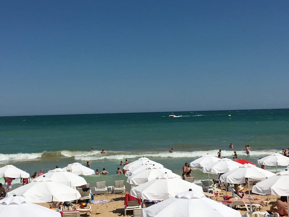 Strand HVD Viva Club Hotel