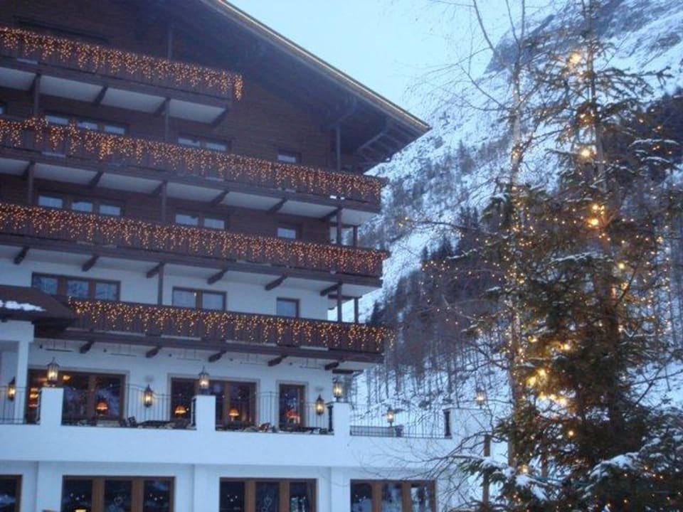 Façade hôtel côté glacier Hotel Alpenhof