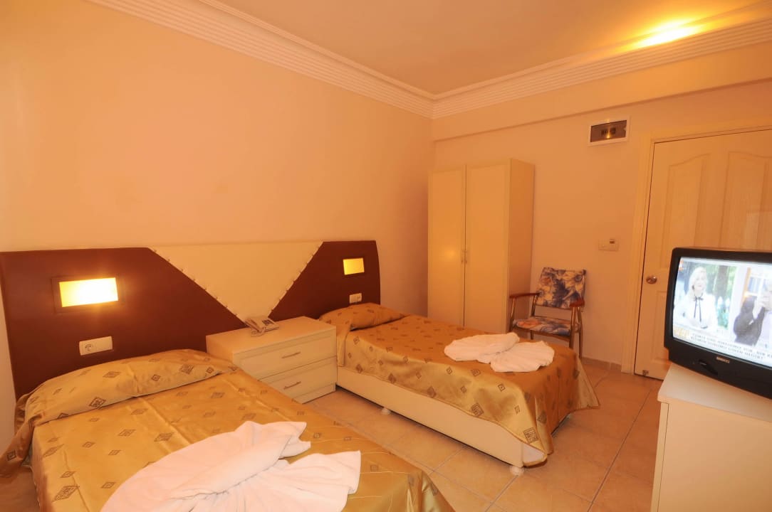 TWIN BED ROOM Hotel Emir Fosse Beach
