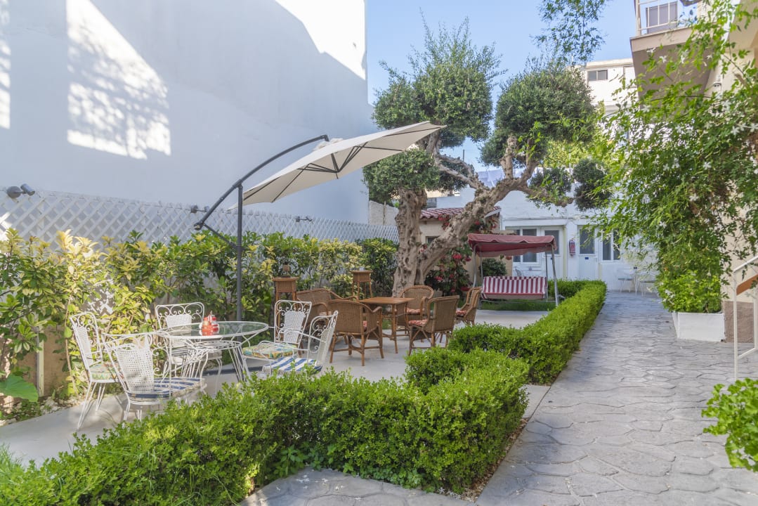 Gartenanlage Sonia Hotel & Suites
