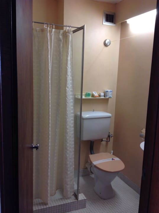 Bad Indian Ocean Hotel