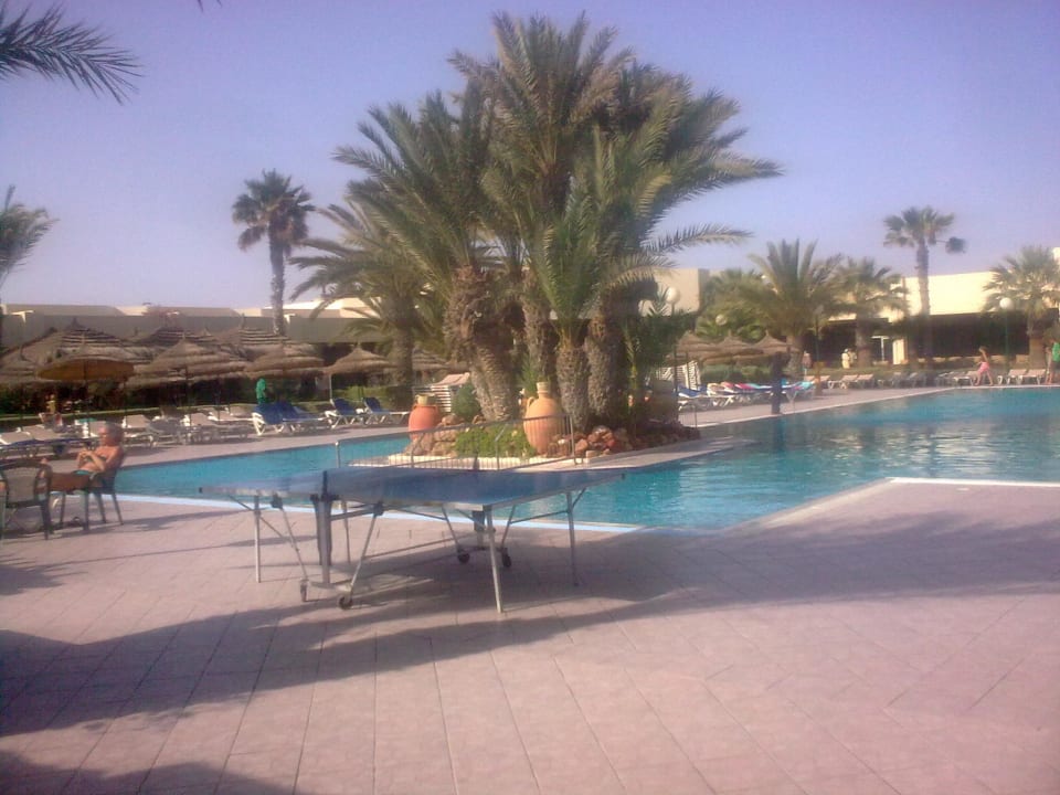 Blick auf den Pool Iberostar Waves Mehari Djerba