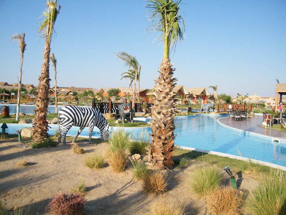 Restaurantmeile Pickalbatros Jungle Aqua Park Resort - Neverland Hurghada