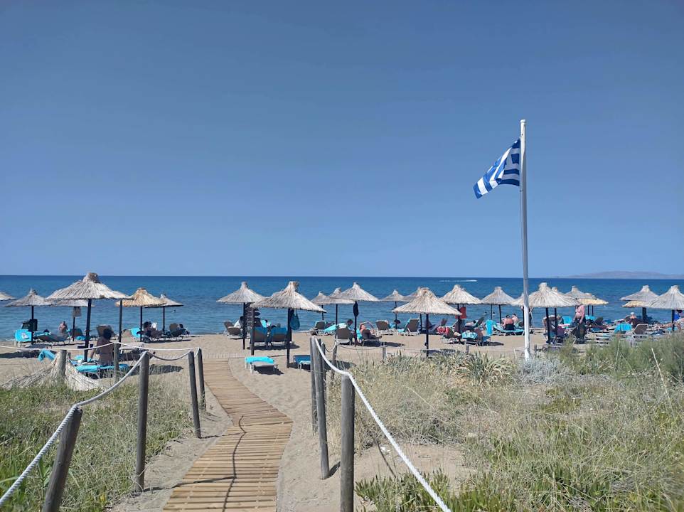 Strand Agapi Beach Resort