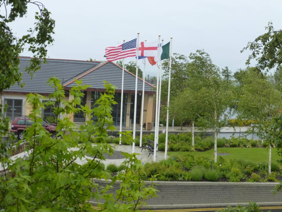 Eingang von aussen Druids Glen Marriott Hotel & Country Club