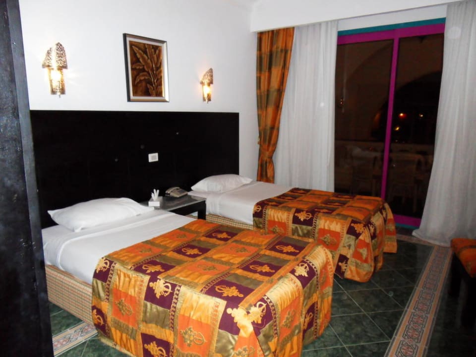 Familienzimmer Pickalbatros Alf Leila Wa Leila Resort - Neverland Hurghada