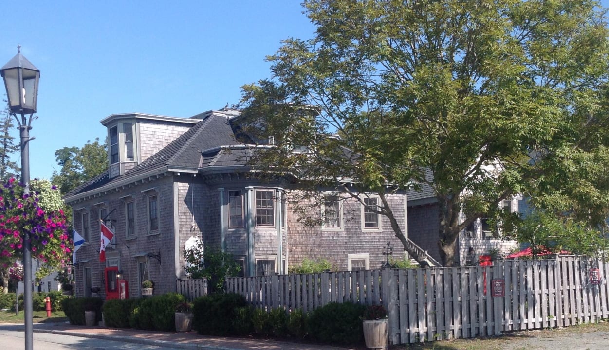 Außenansicht Hotel Cooper's Inn