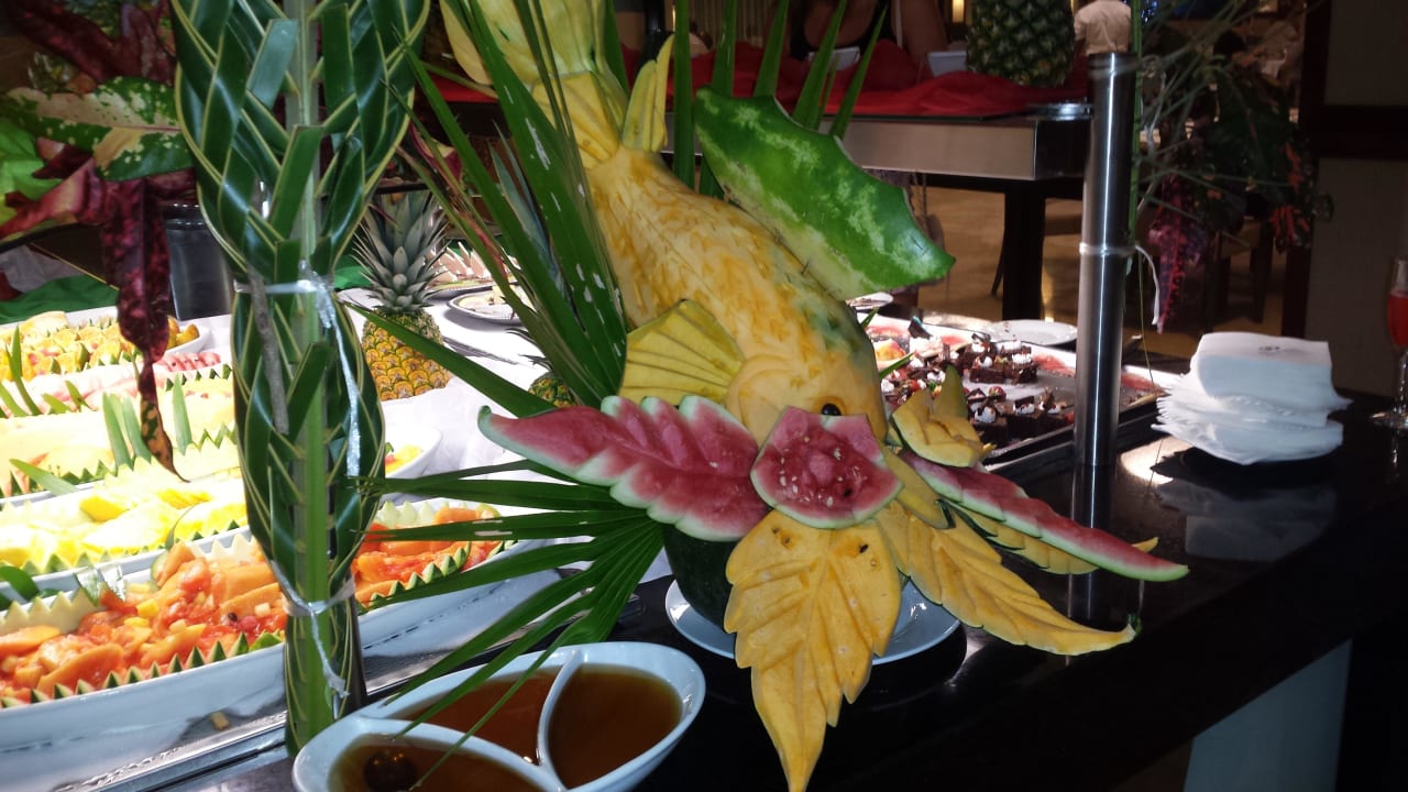 Deko... Hotel Grand Palladium Palace Resort, Spa & Casino