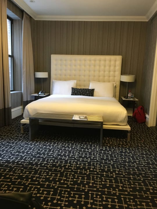 Unser gemütliches Bett Hotel The Moderne