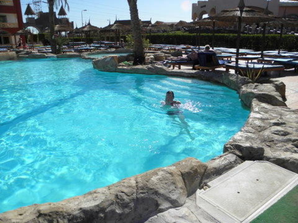 Jeden z podgrzewana woda Pickalbatros Alf Leila Wa Leila Resort - Neverland Hurghada