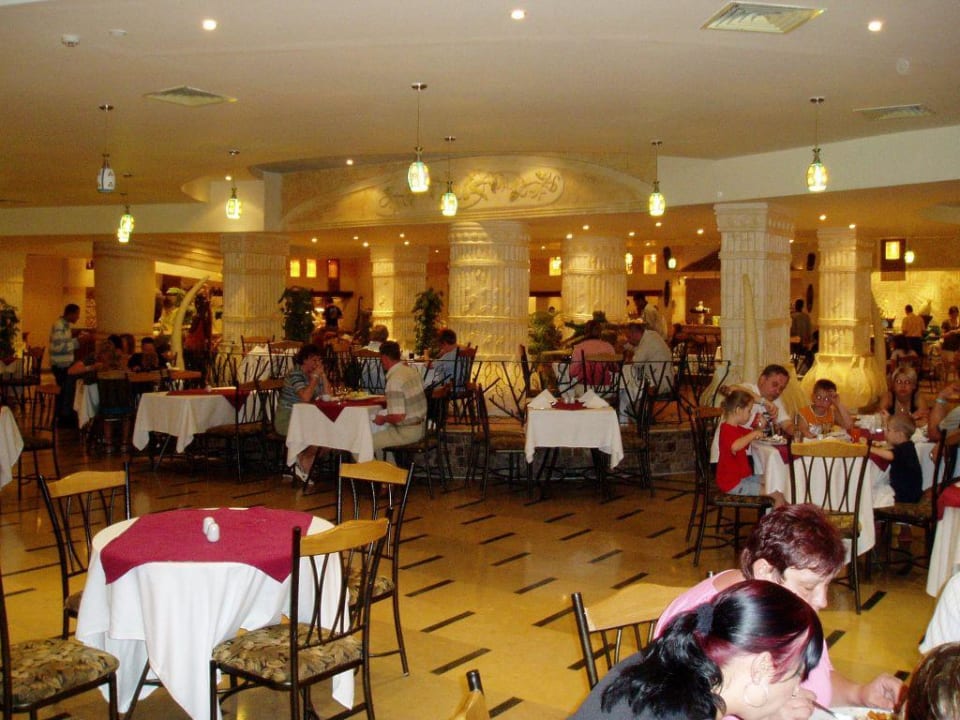 Im Speisesaal Pickalbatros Aqua Park Resort - Hurghada