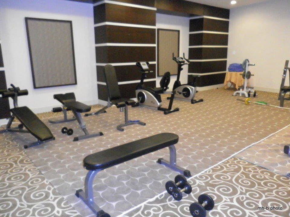 Moderner Fitnessraum Side Prenses Resort & Spa