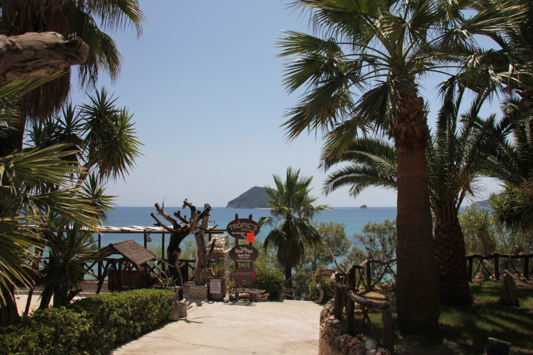 Droga do plaży Gloria Maris Hotel Suites and Villa