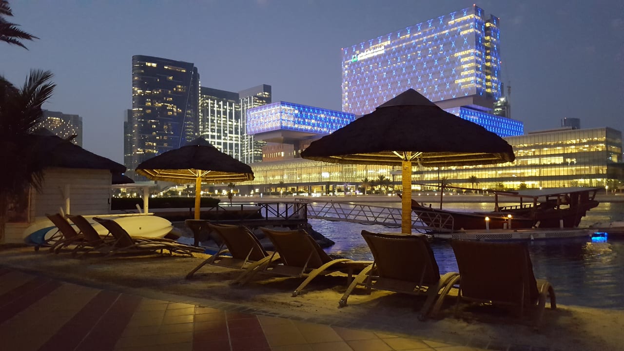 Strand Beach Rotana