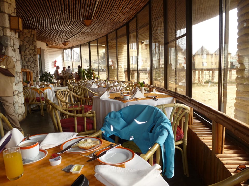 Sehr schönes Restaurant Salt Lick Safari Lodge