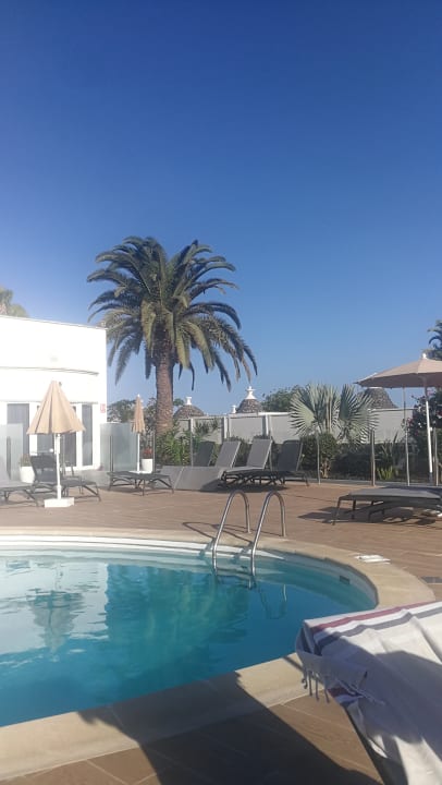 Außenansicht Hotel Islas Paraiso