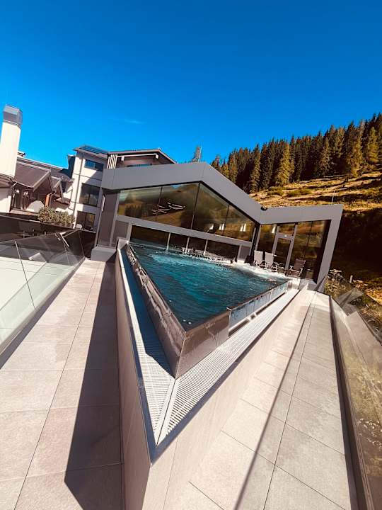 Pool Hotel Alpenhof