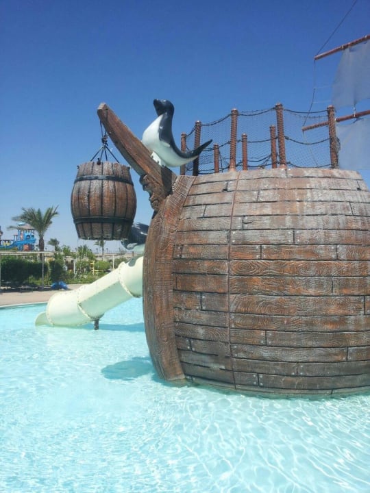 Красотище в бассеине Jaz Aquaviva