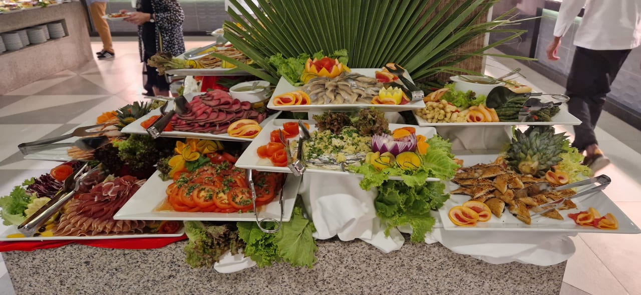 Gastro Hotel Riu Karamboa