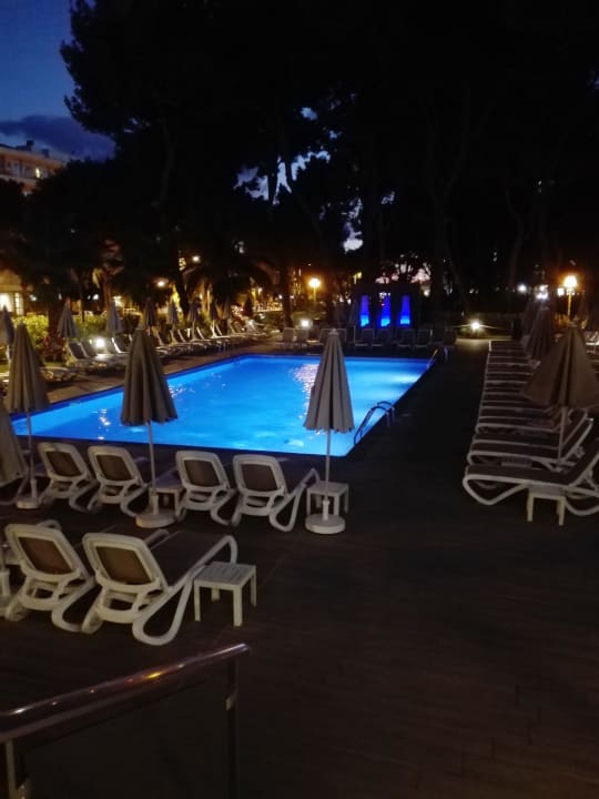 Pool Hotel Riu Festival