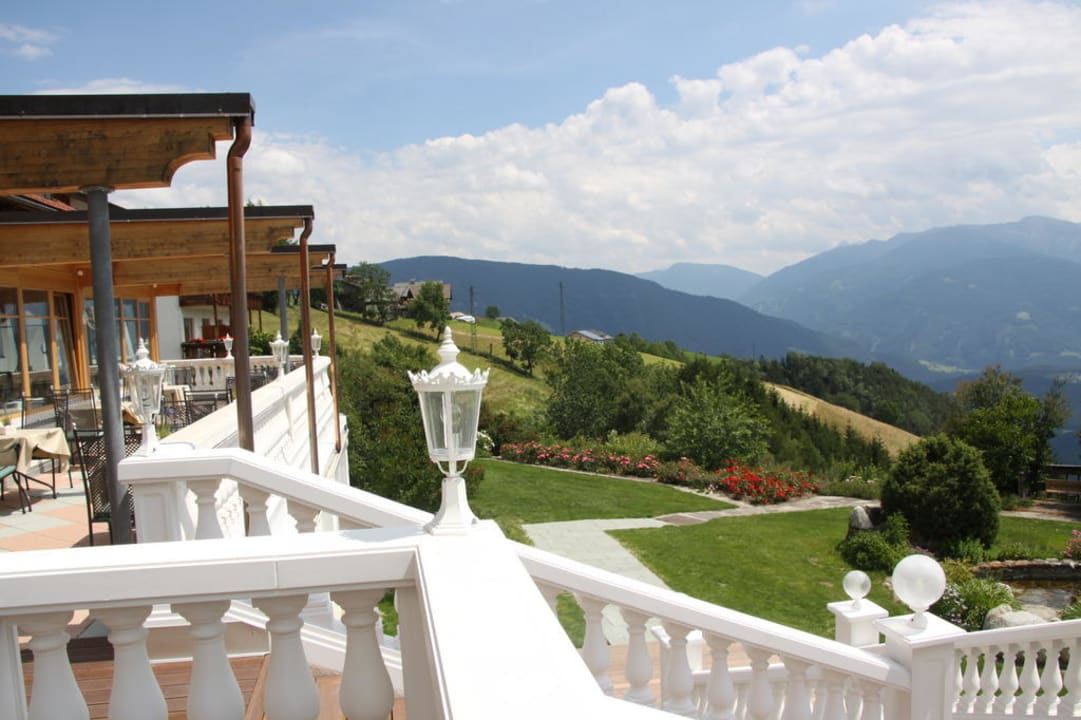 Terrassenblick Parkhotel Holzerhof