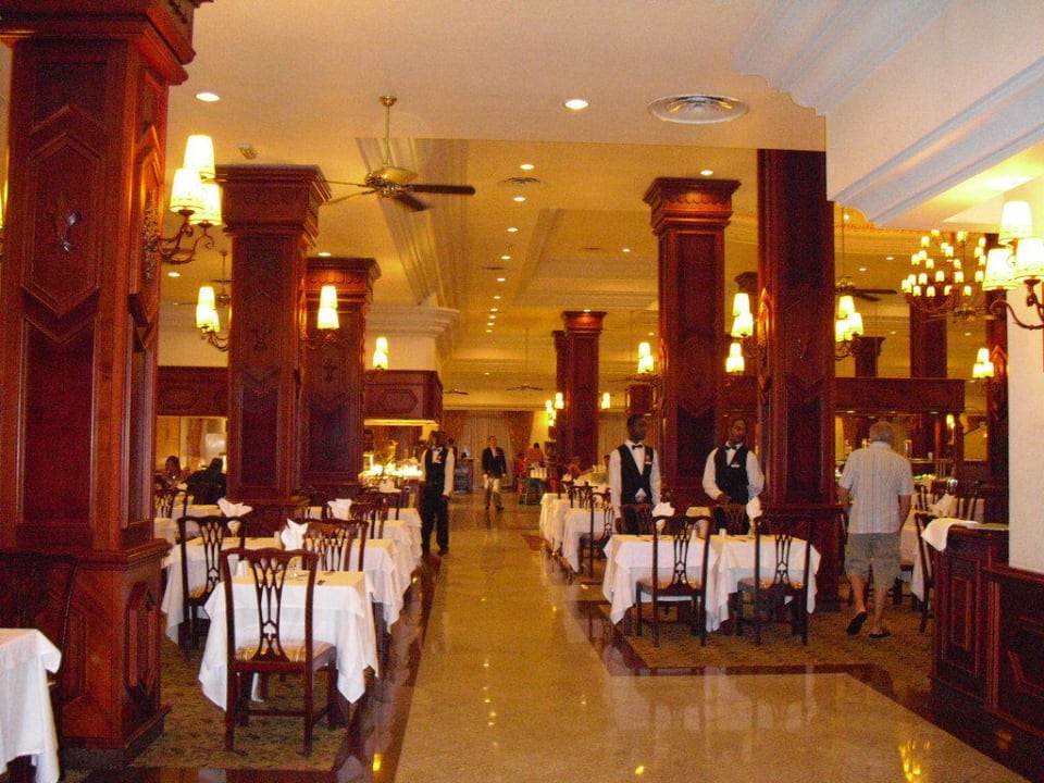 Blick ins Green Island Hotel Riu Negril