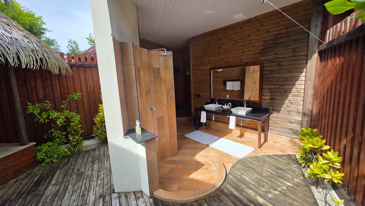 Zimmer Komandoo Island Resort & Spa - Adults only