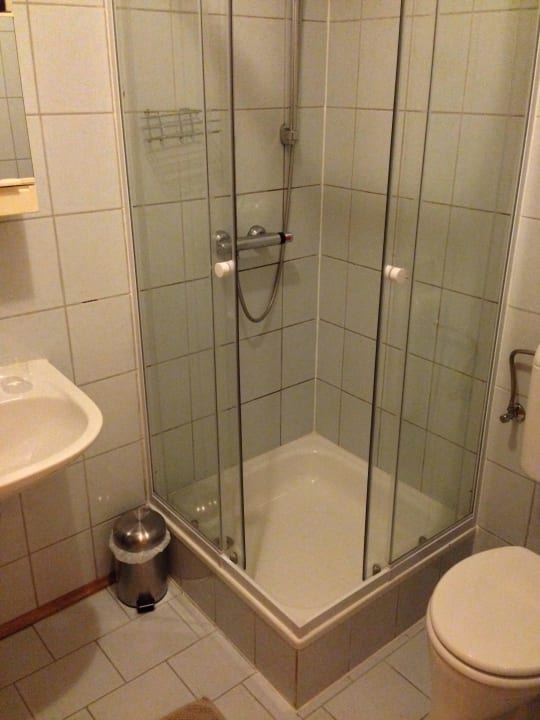 Zimmer 16 Pension Guenther