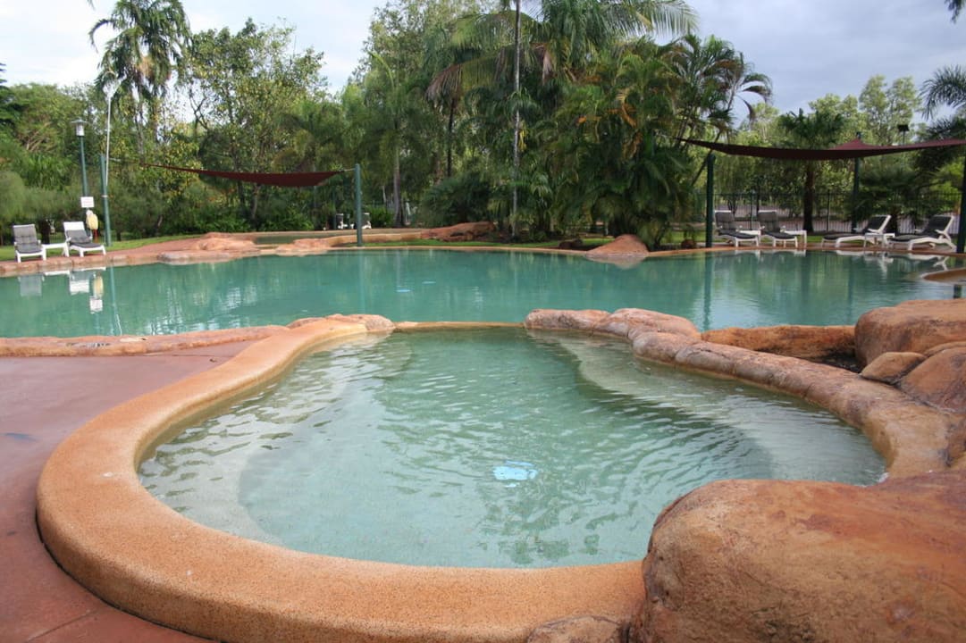 Swimmingpool mit Wasserfall Hotel Gagudju Lodge Cooinda